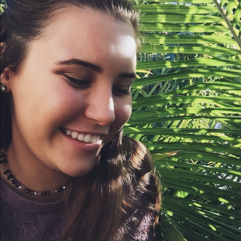 Meet your Posher, Joy